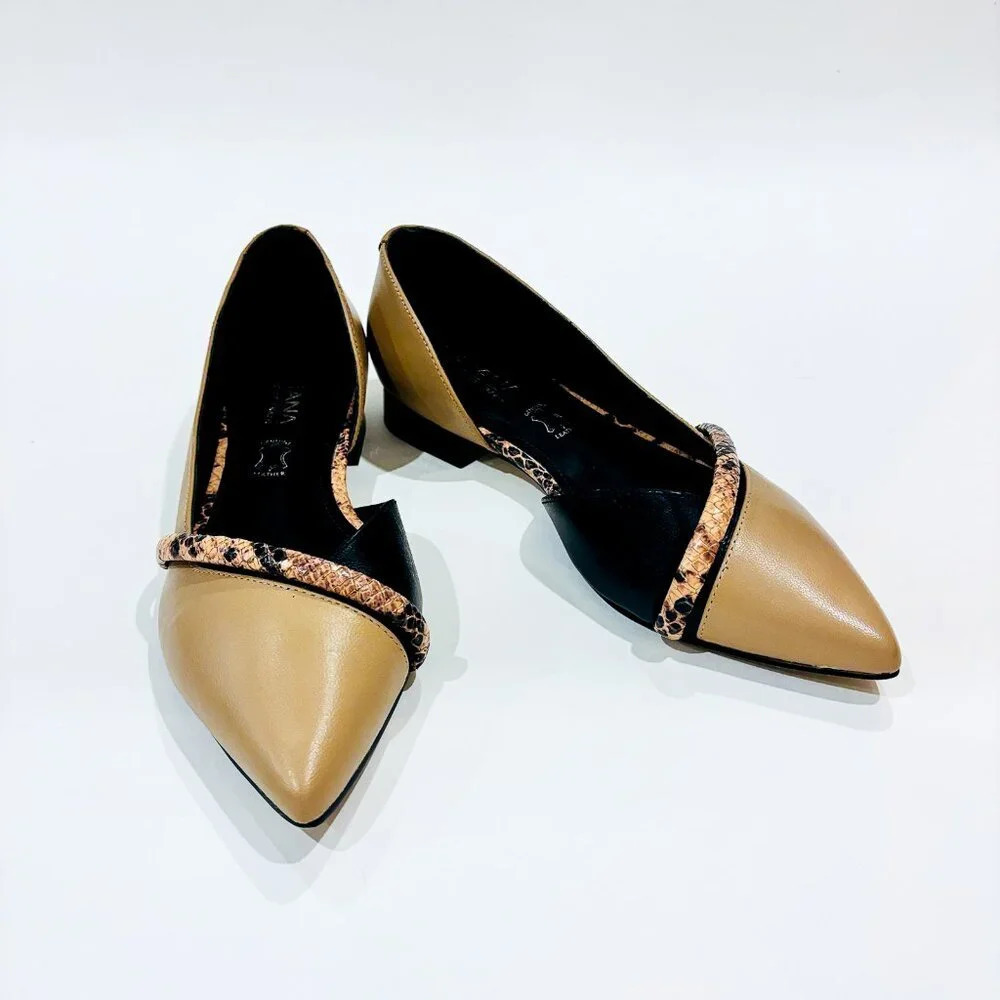INDIANA COLOURS OF BRAZIL Beige pointed toe  flats with‎ snake skin